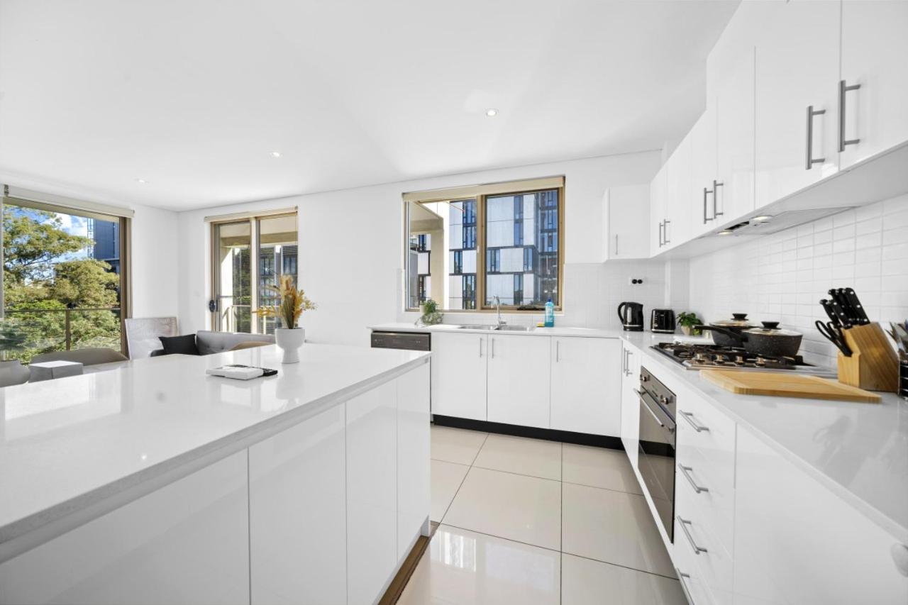 Cozy In Chatswood Next To Train Station *